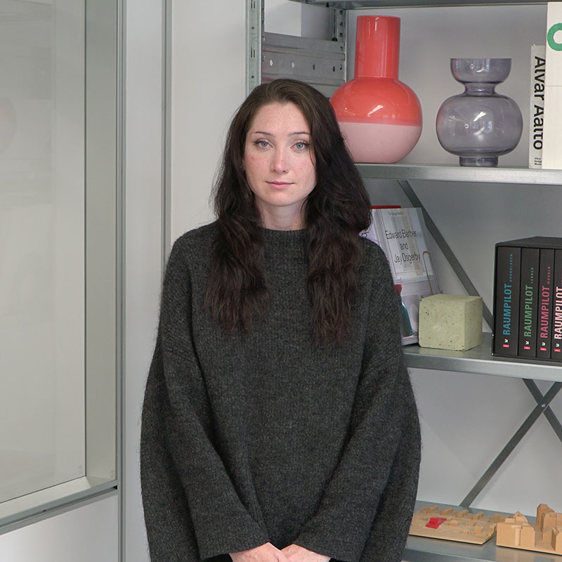 04_Claire Guffey_800px