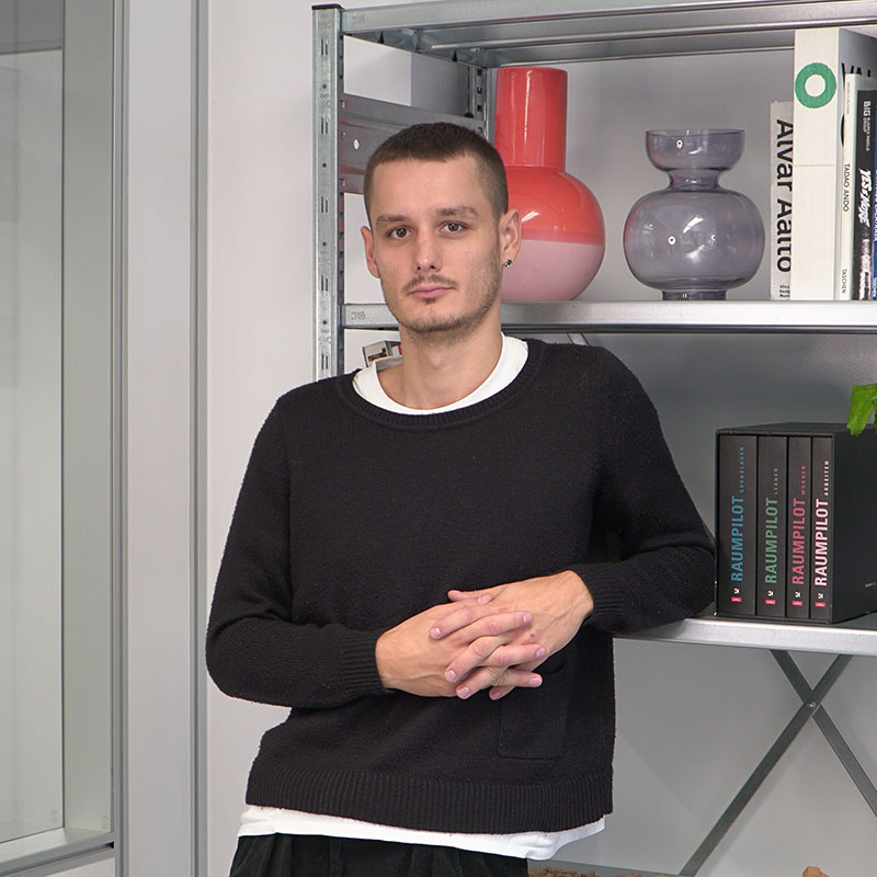 45_Mateo Mesenhol_800px